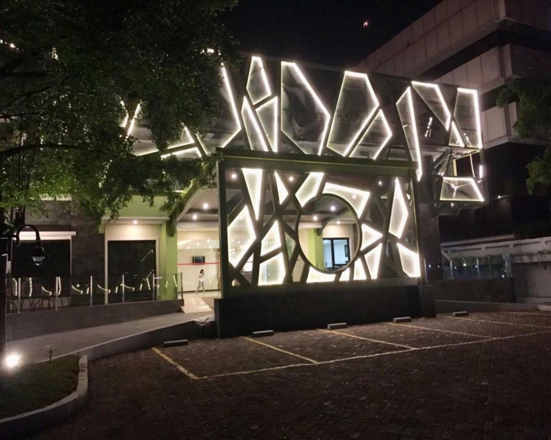 Arkeo Hotel Bandung Esterno foto